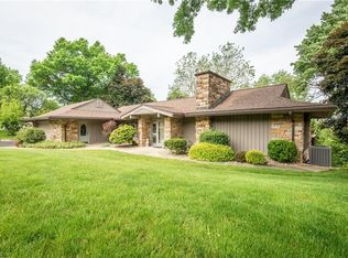 1184 Hilltop Rd NW, New Philadelphia, OH 44663