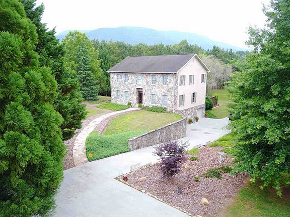 5th image of 268 Savannah Shores Dr