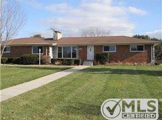 42928 Willsharon St, Sterling Heights, MI 48314
