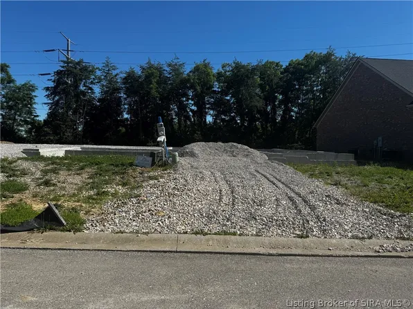 806 Katie Lane (Lot 8), New Albany, IN 47150