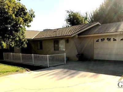 1401 Heath Rd, Bakersfield, CA, 93314