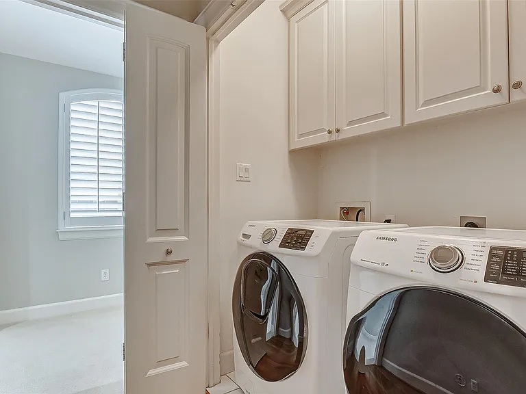 6315 Rodrigo St — Photo 9