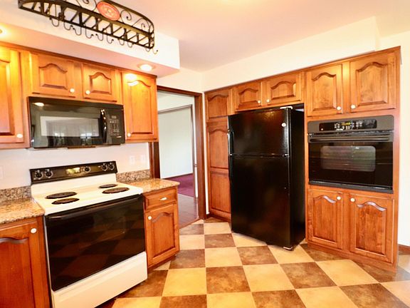 4154D21B-C8EB-4F35-819B-B1B445884451