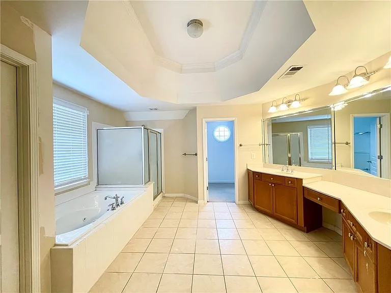 555 Vinings Springs Dr SE — Photo 33