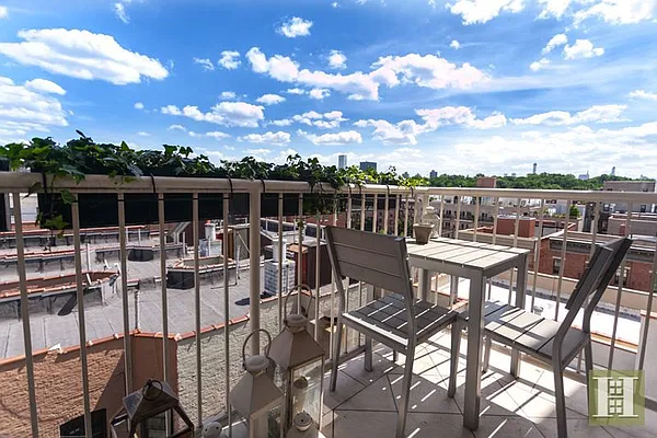 Sold by Halstead Real Estate | media 8