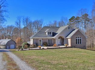 540 Highway 741, Stearns, KY 42647