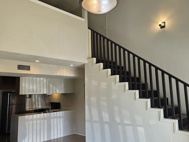 101 Colony Sq — Photo 8