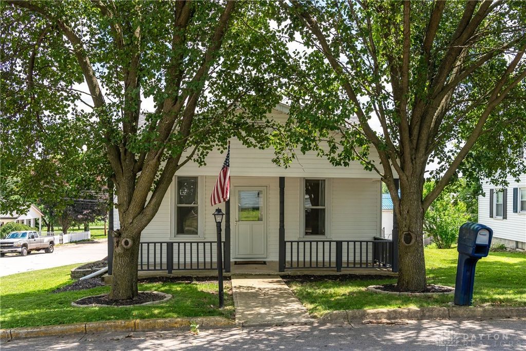 Real estate listing image