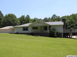 227 Bonds Ln, Guntersville, AL 35976