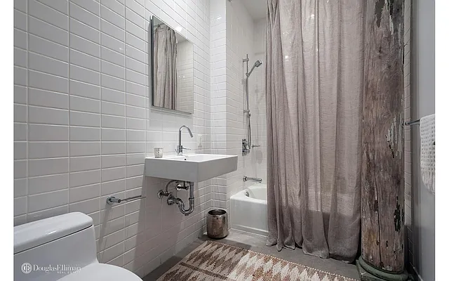Rented by Douglas Elliman | media 7