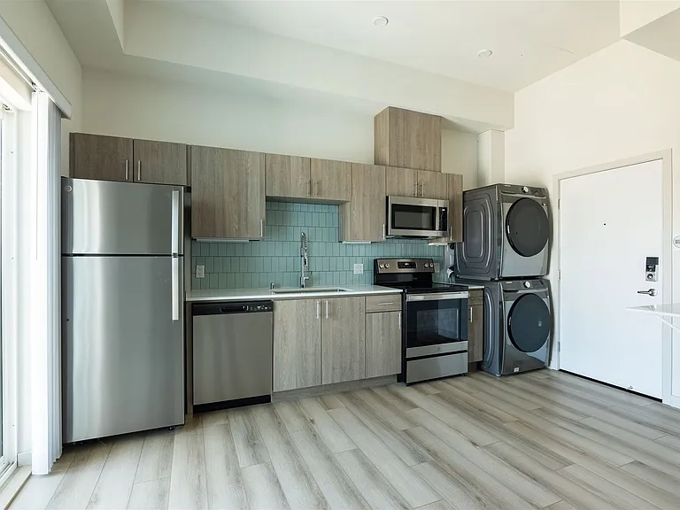 4233 Kansas Street — Photo 12