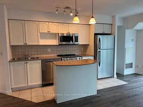 18 Yonge St #1805 Photo 1