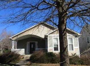 648 N Mulberry St, Statesville, NC 28677
