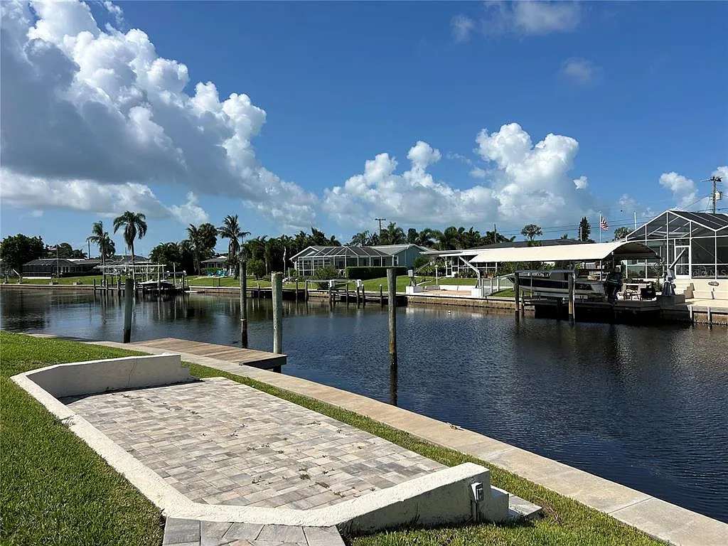 2 bed, 2.0 bath, 1288 sqft, $2,950 — Photo 4
