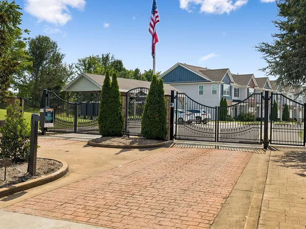 1045 Enclave Ave, Pleasant View, TN