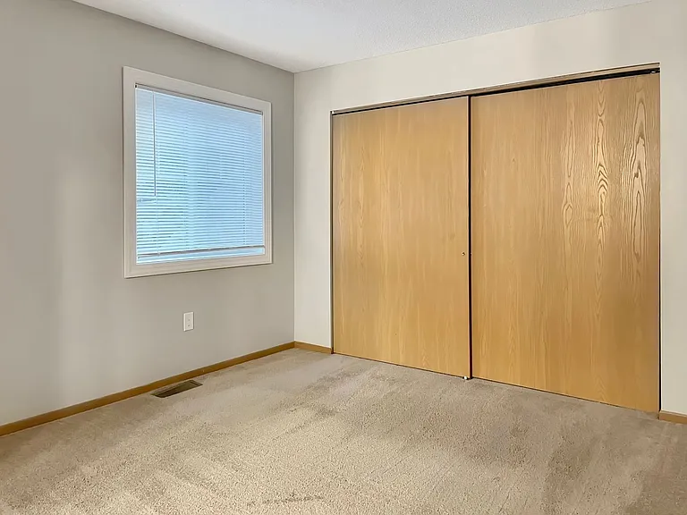 Fernbrook Townhomes — Photo 33