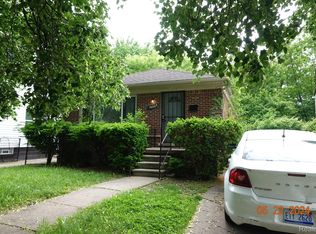 19000 Lenore, Detroit, MI 48219