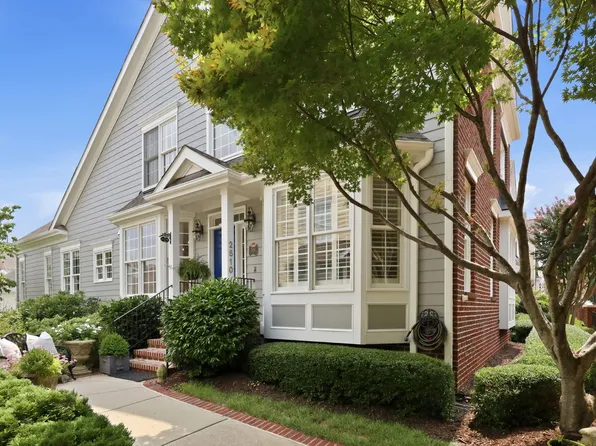 2510 Saint Pauls Sq, Raleigh, NC 27614