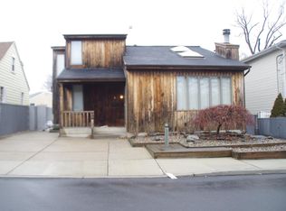 9 Luhman Ter, Secaucus, NJ 07094