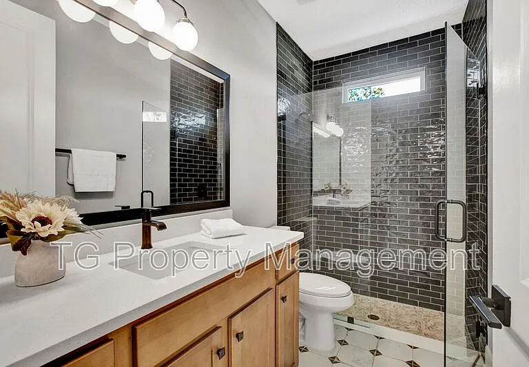 24 Goodhope Ct — Photo 10