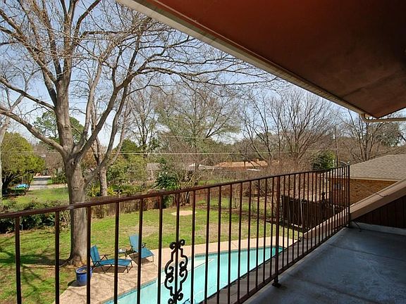 2nd image of 602 Marcus Dr