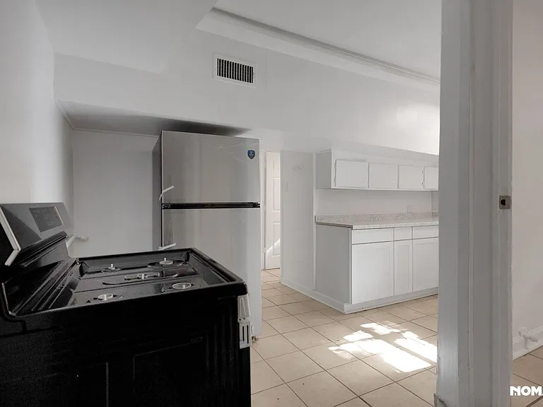 509 Lorenz Blvd #D — Photo 11