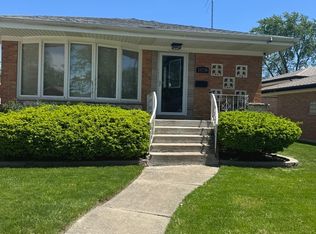 15739 Ingleside Ave, Dolton, IL 60419