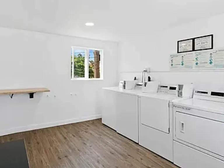 619 Elm Ave #12 — Photo 6