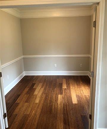 5th image of 2257 Keswick Ln