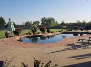2064 Melinda Ave, Springdale, AR 72762
