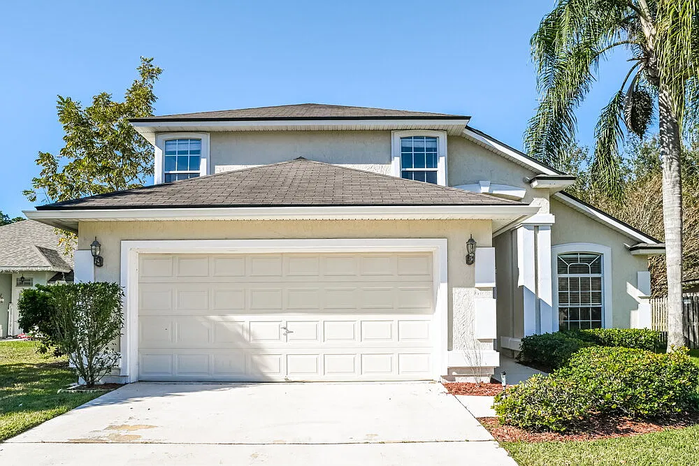 4 bed, 2.5 bath, 2448 sqft, $2,695 — Photo 1
