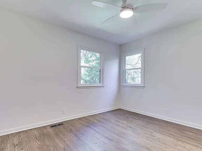 11506 Rolling Springs Dr — Photo 17