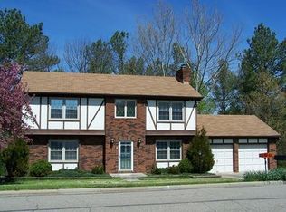 4 Kent Dr, Athens, OH 45701