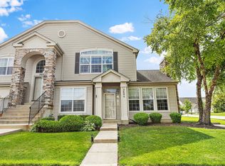 2695 Acorn Ct, Dundee, IL 60118