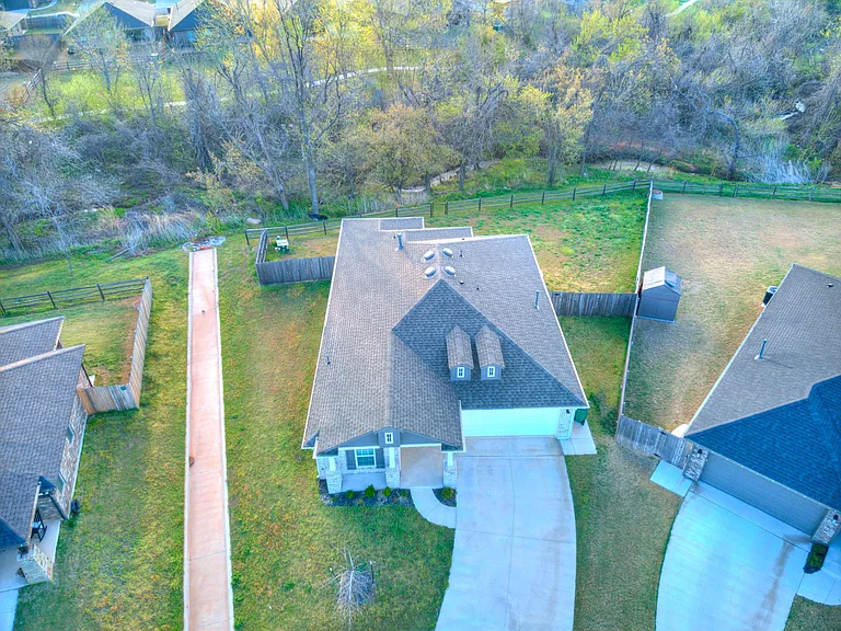 456 Nest Cir — Photo 4