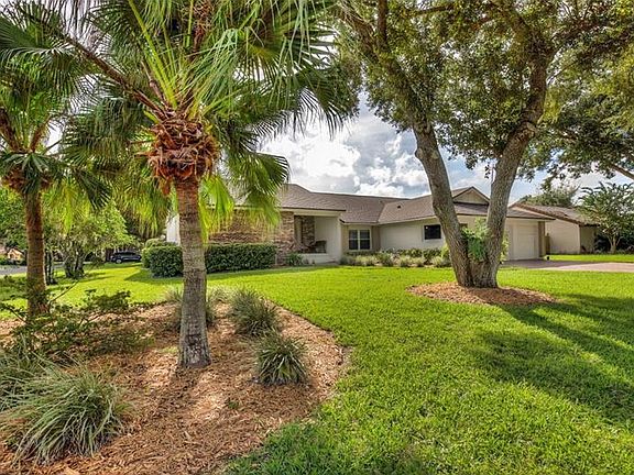 3rd image of 6303 Piney Glen Ln