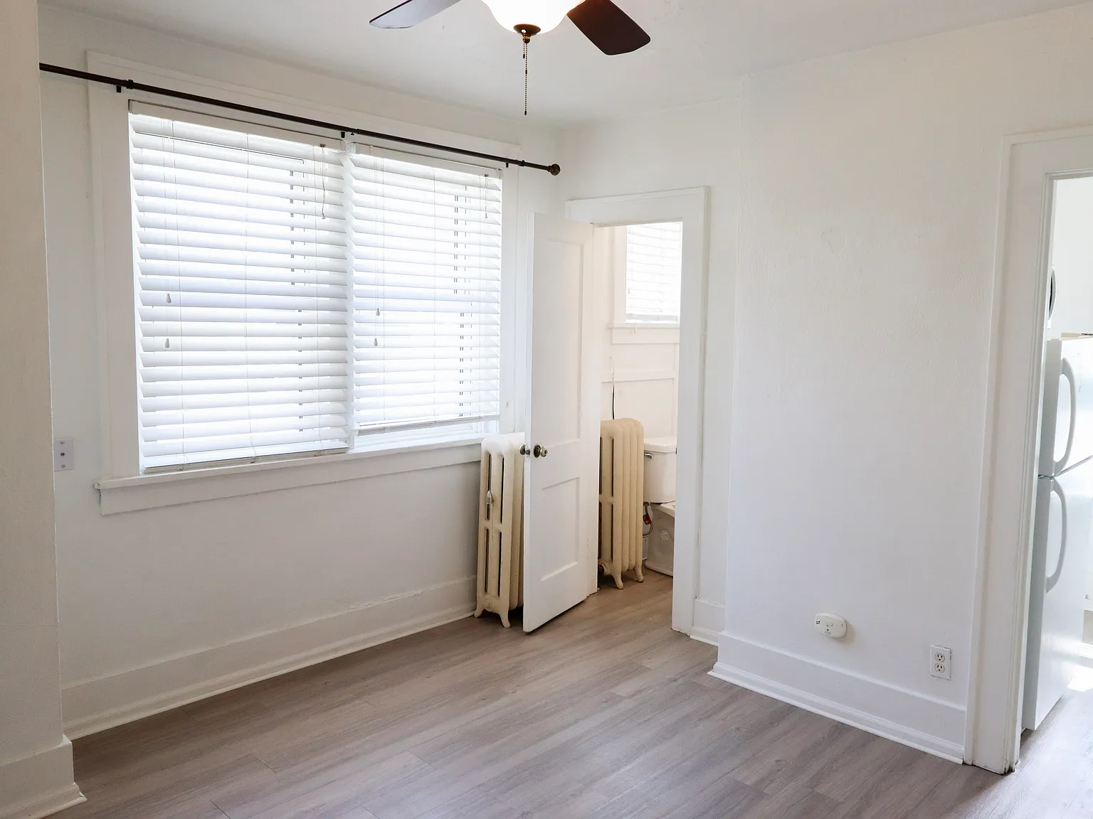 Studio, 500 sqft, $1,100 — Photo 2