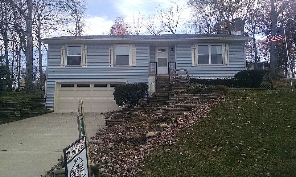 1st image of 1930 Shoshone Dr