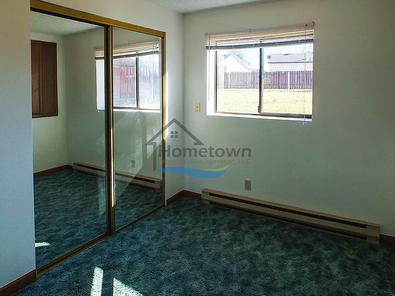 4424 W Redding Rd — Photo 27