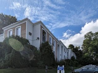 101 South St APT 19, Danbury, CT 06810