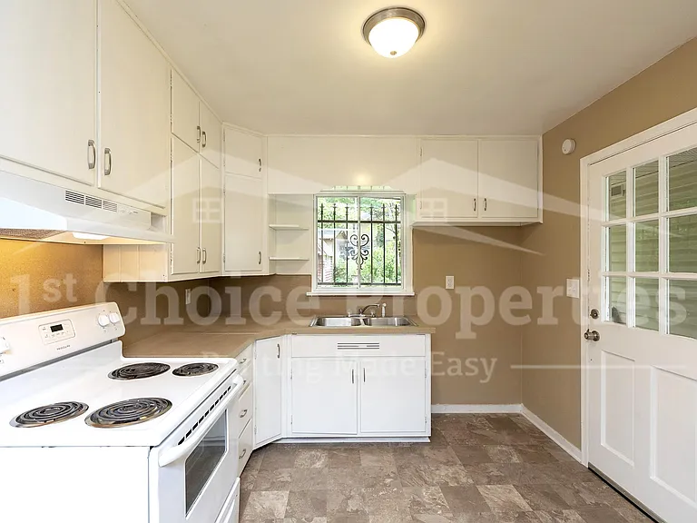 405 Cheri Ln — Photo 31