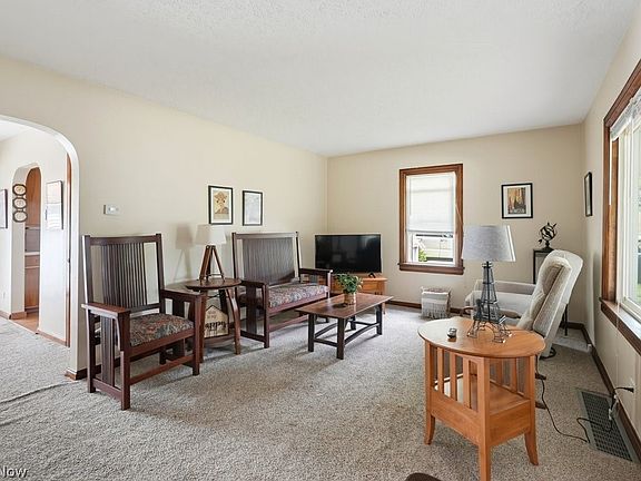 5th image of 2755 Springfield Lake Dr