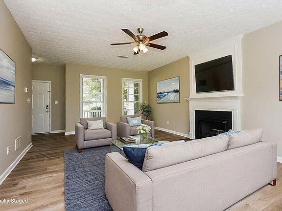 4th image of 107 Chamberlyn Ln