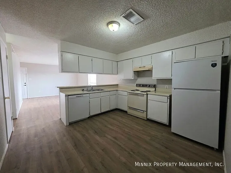3007 W Louisiana Ave #4 — Photo 2