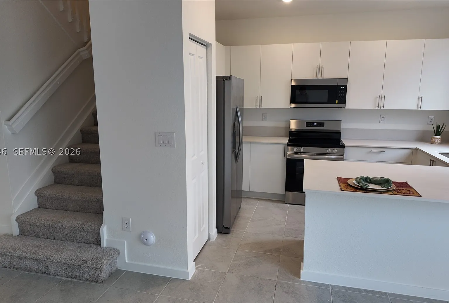3 bed, 2.5 bath, $2,800 — Photo 3