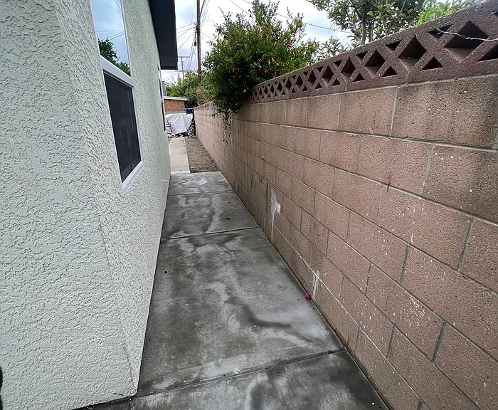 1690 E Plymouth St #A — Photo 12