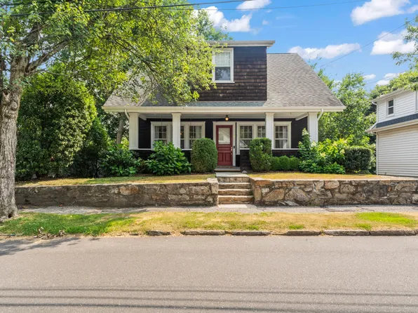 14 Ridgeway Street, Stamford, CT 06907