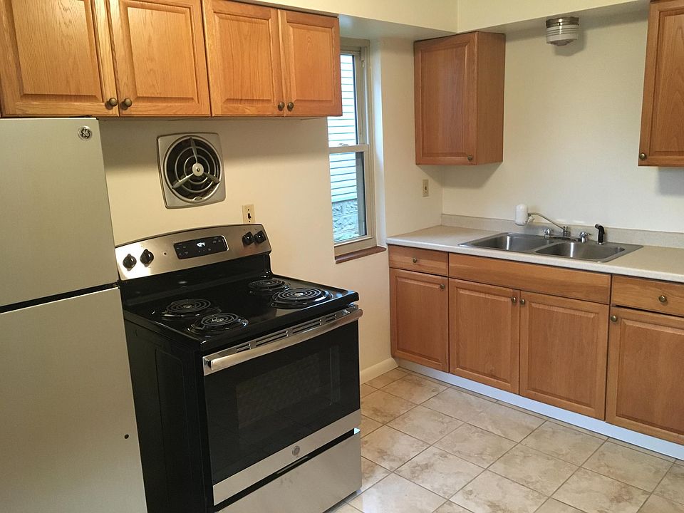 Kitchen with new floor and appliances