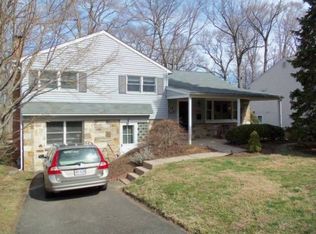 750 Roslyn Ave, Glenside, PA 19038