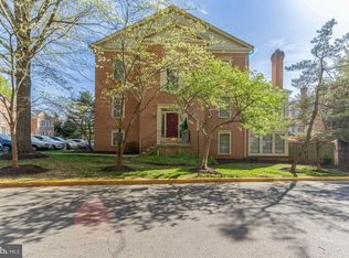 9611 Minstead Ct, Burke, VA 22015